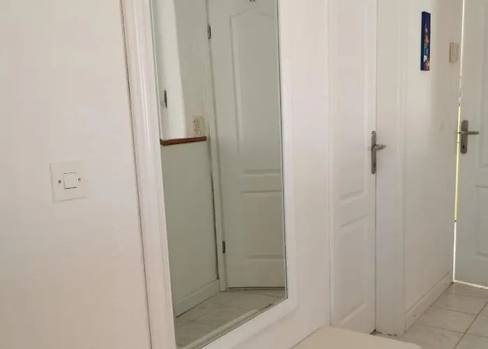 Apartment Roses Brac Sutivan
