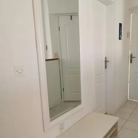 Apartamento Roses Brac Sutivan