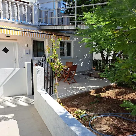 Apartamento Roses Brac Sutivan