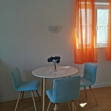 Roses Brac Apartament